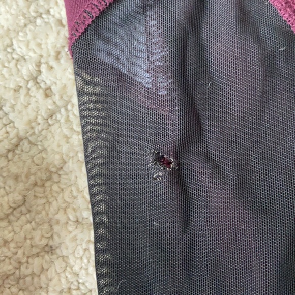 athletic leggings - Picture 4 of 4